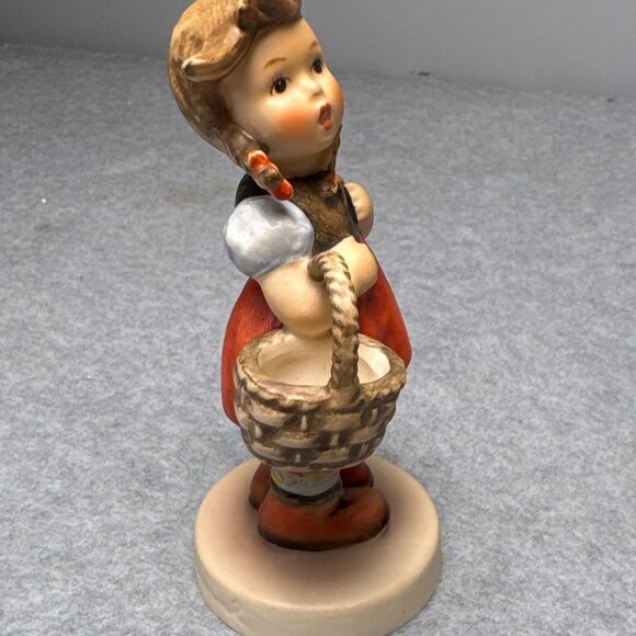 M.J. Goebel Hummel Little Shopper #96 Figurine West Germany Vintage Collectible - Picture 4 of 7